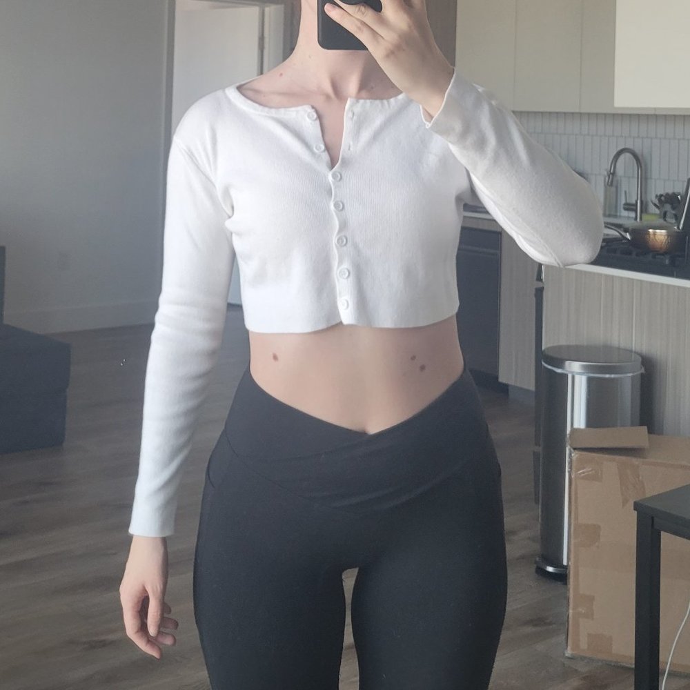 White Cropped Ribbed Long Sleeve Button Up